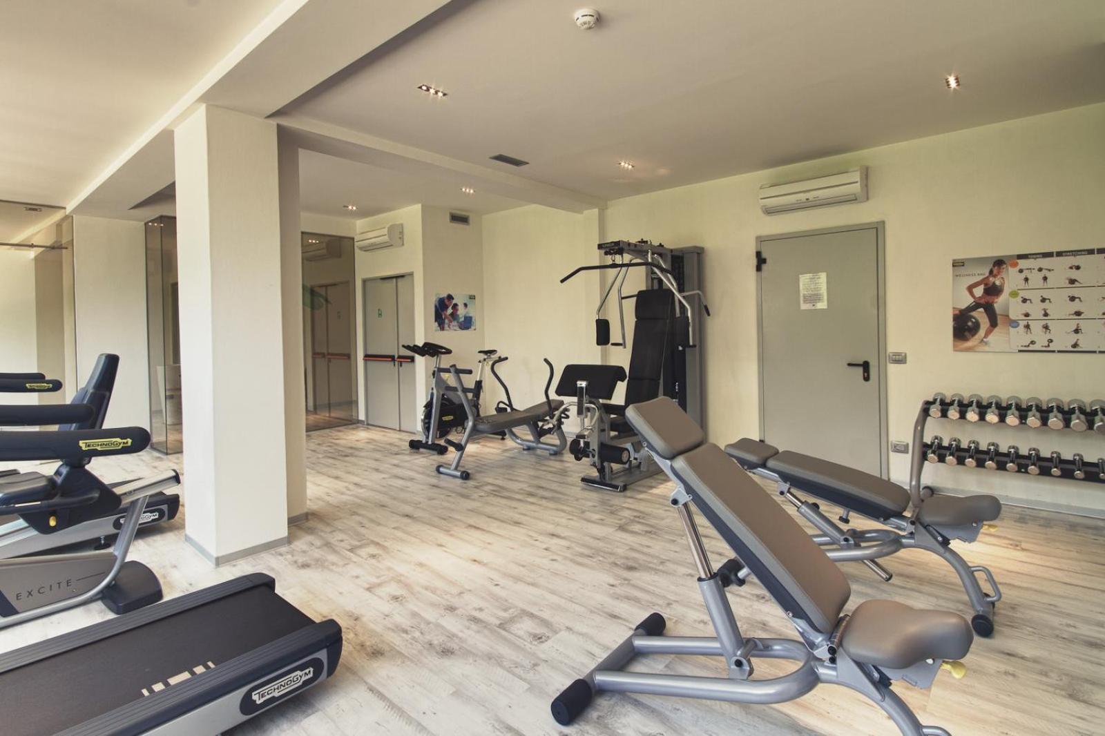Hotel Le Palme (Adults Only) Dormelletto Ngoại thất bức ảnh