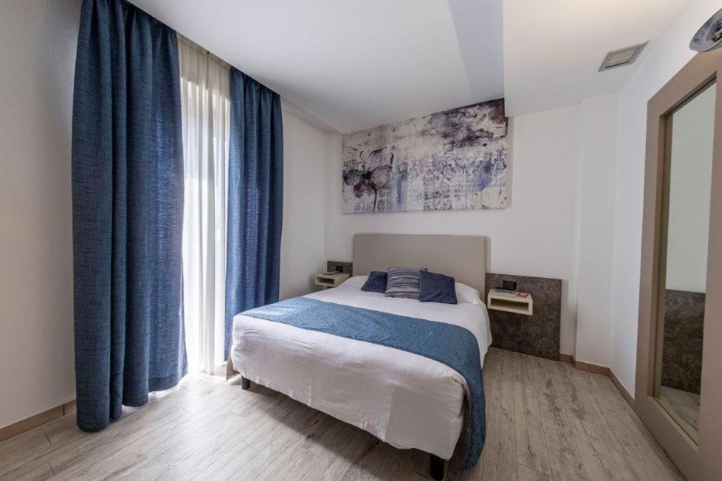 Hotel Le Palme (Adults Only) Dormelletto Ngoại thất bức ảnh