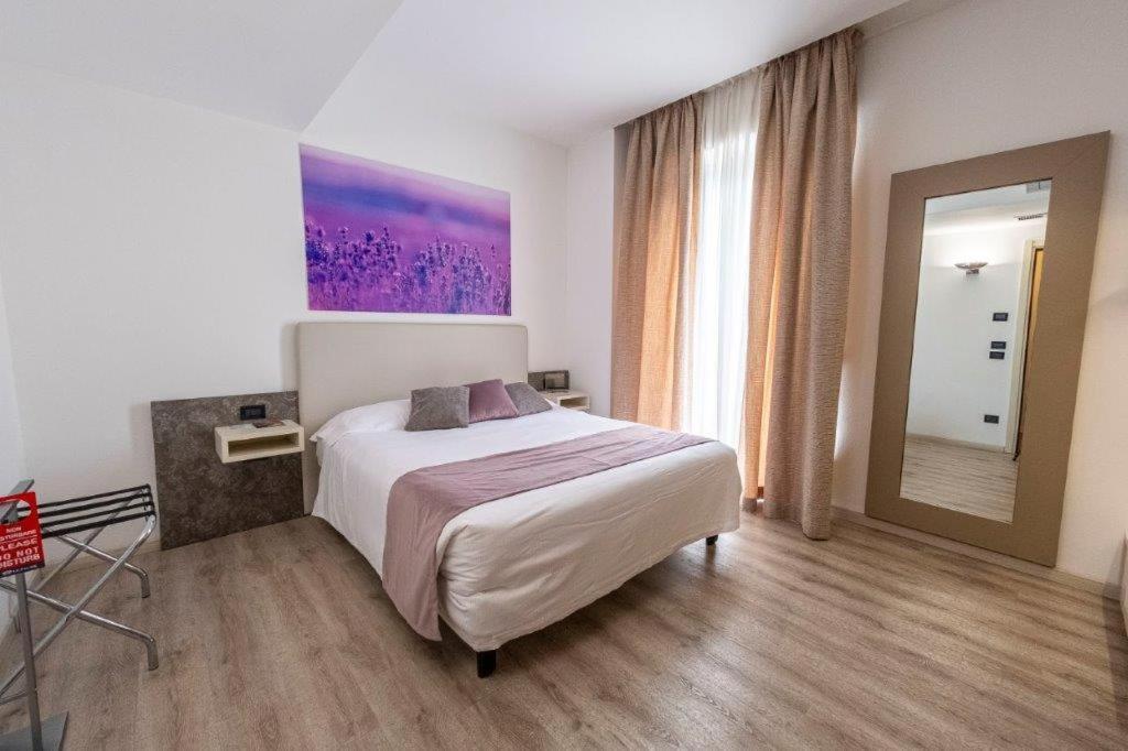 Hotel Le Palme (Adults Only) Dormelletto Ngoại thất bức ảnh